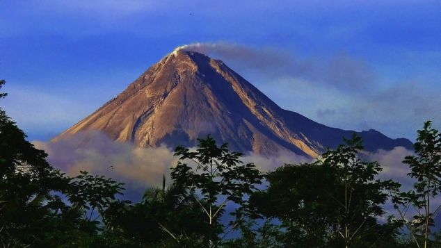 вулкан Мерапи фотографии