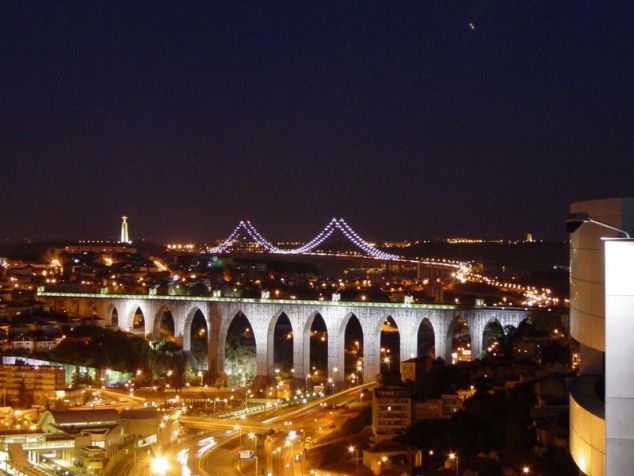 Португалия Лиссабон фото